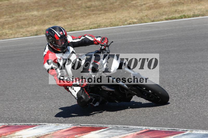 Archiv-2022/54 13.08.2022 Plüss Moto Sport ADR/Einsteiger/30